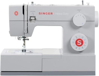 Máquina de coser SINGER 4423, gris