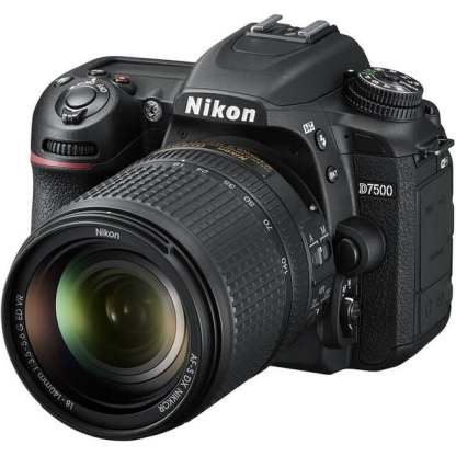 Nikon Cámara Réflex Digital D7500 con Lente de 18-140 Mm Modelo Internacional Nikon D7500