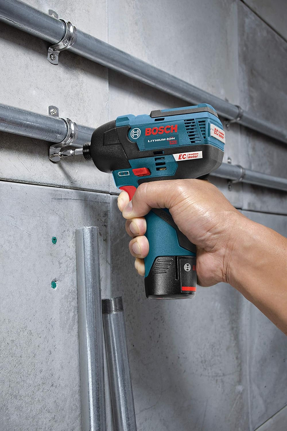 Bosch CLPK22-120 Kit combinado de 2 herramientas de 12 V máx. con Taladro/Atornillador de 3/8", Atornillador de impacto y (2) baterías de 2.0 Ah
