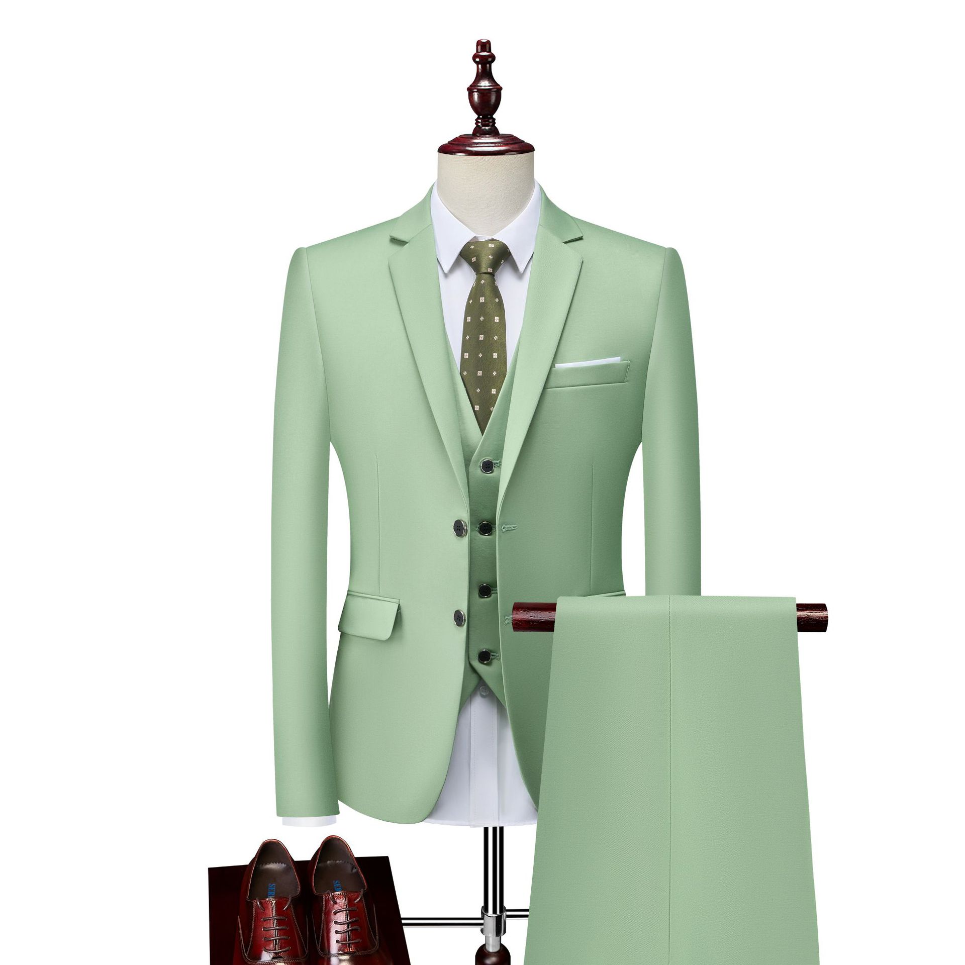 Handcrafted Luxurious Three-Piece Men's Suit