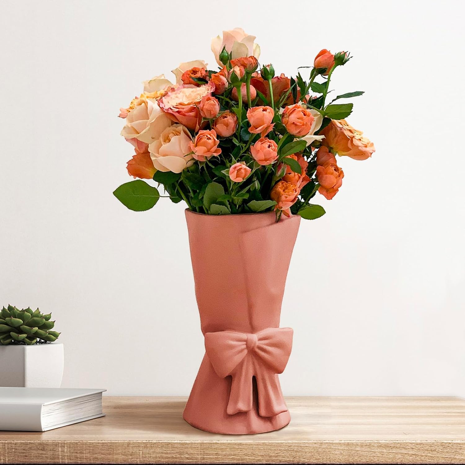 Chic Ceramic Bow Vase – Cute Modern Decorative Flower Vase