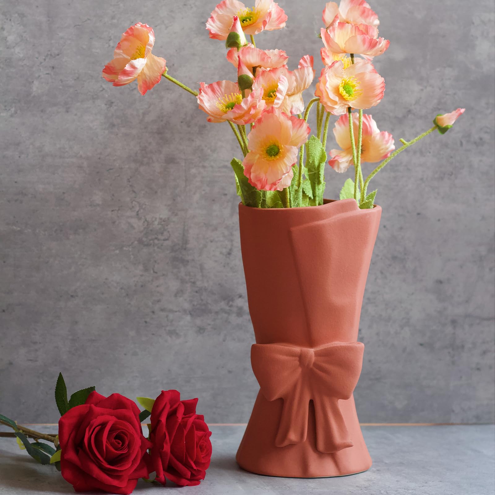 Chic Ceramic Bow Vase – Cute Modern Decorative Flower Vase