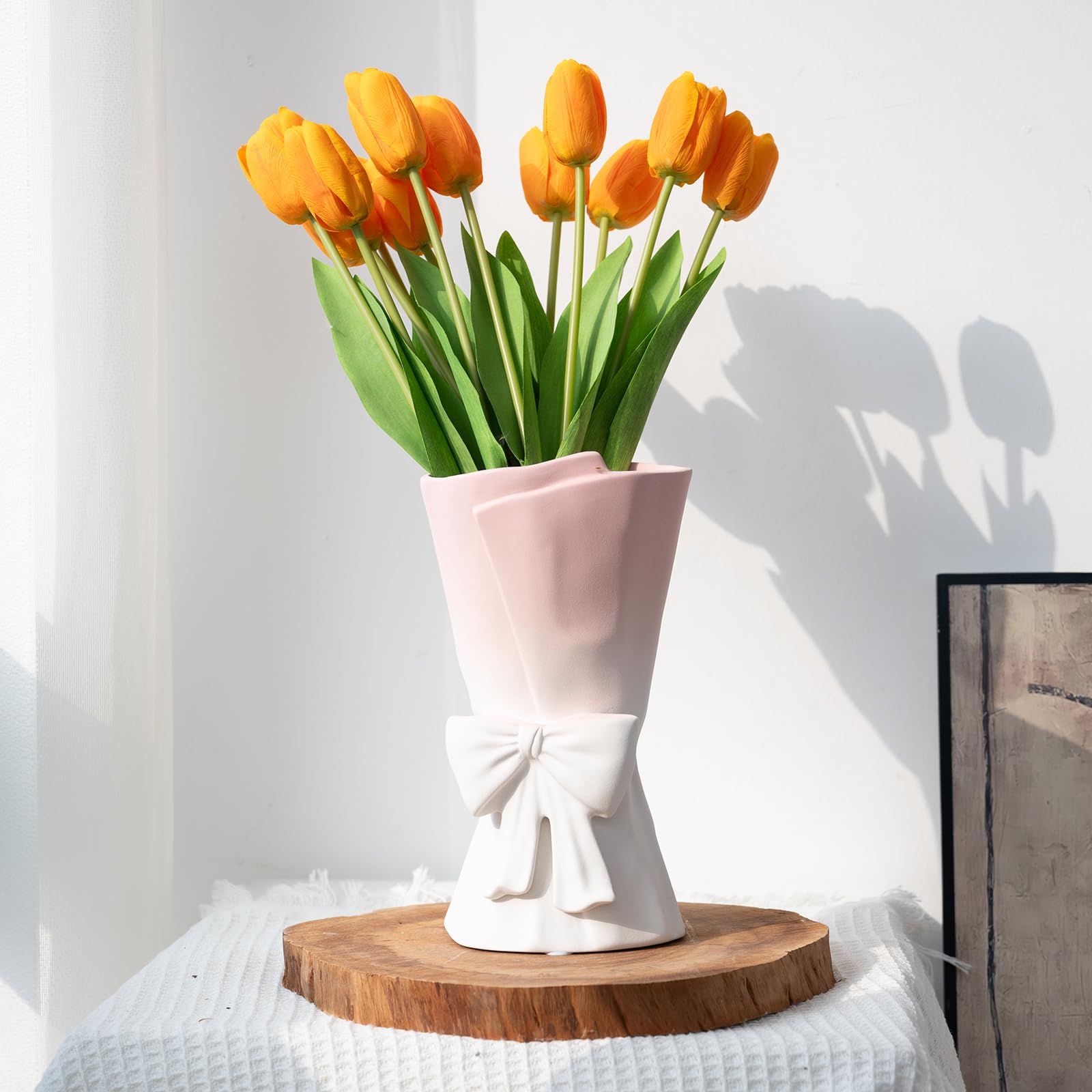 Chic Ceramic Bow Vase – Cute Modern Decorative Flower Vase