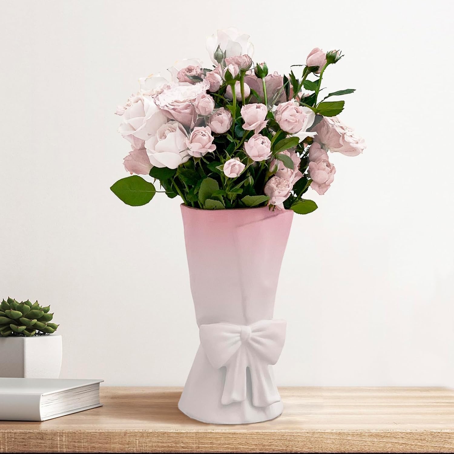 Chic Ceramic Bow Vase – Cute Modern Decorative Flower Vase