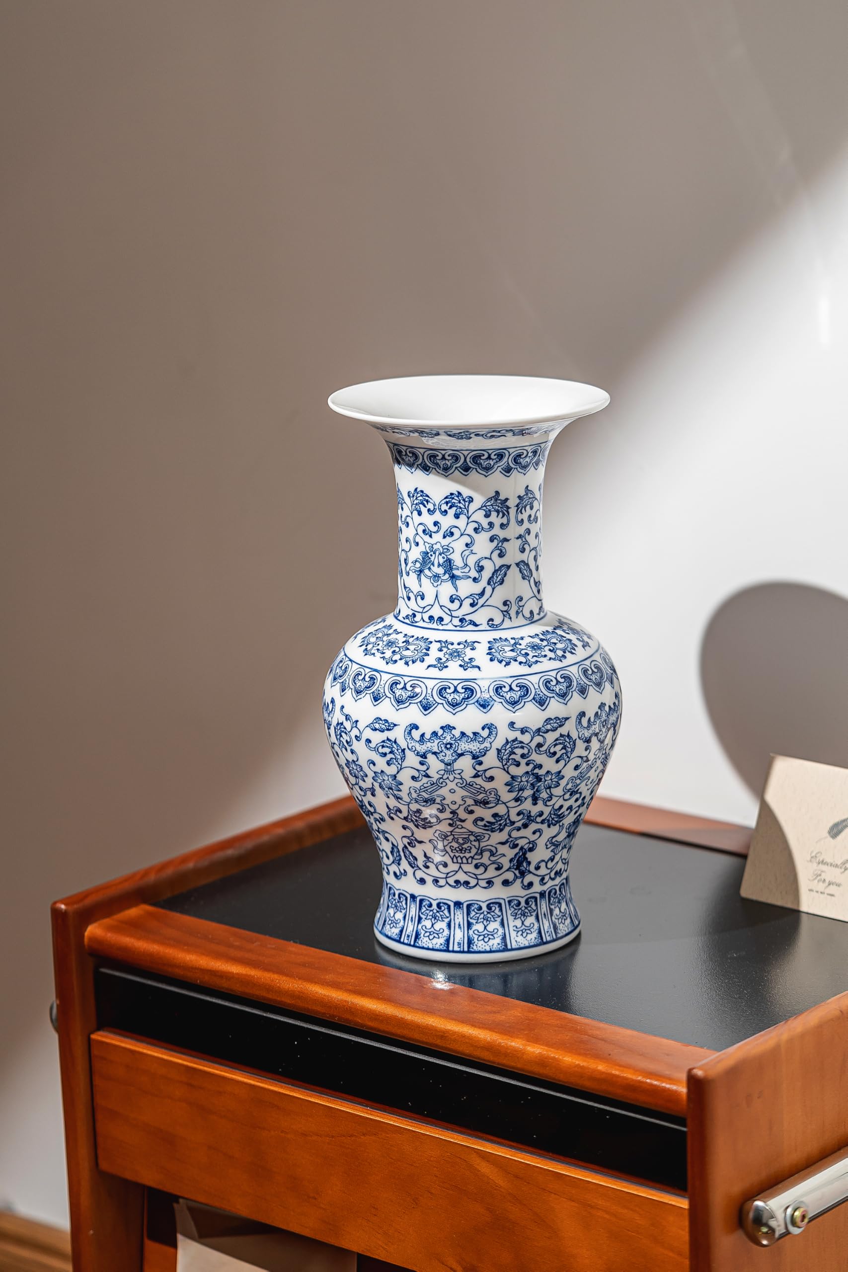 Blue & White Sunflower Porcelain Vase – Elegant Chinoiserie Decor