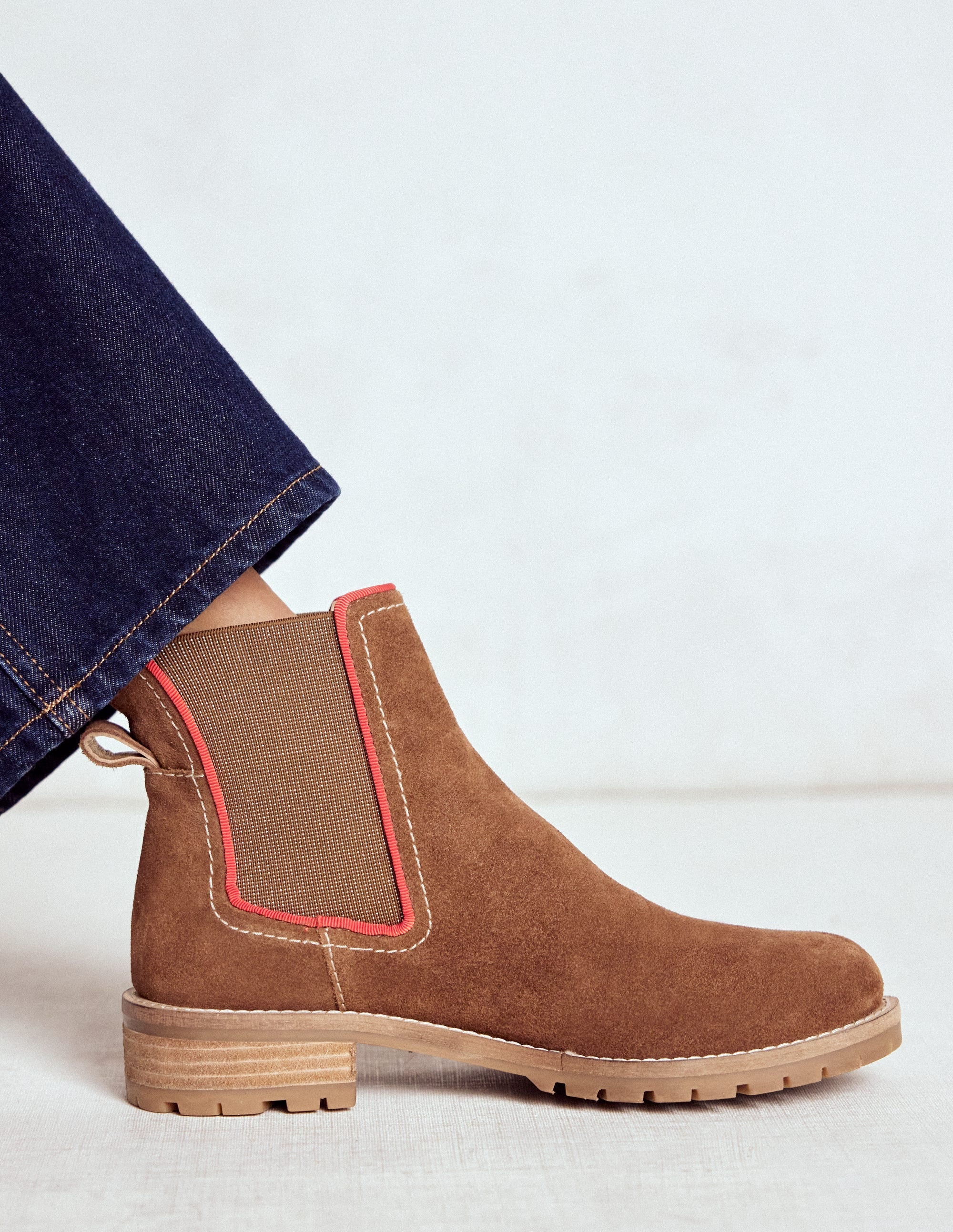 Boots-Tan