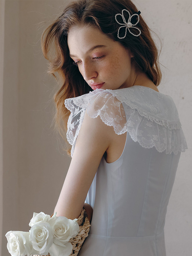 Light Blue Lace Collar Sleeveless Dress