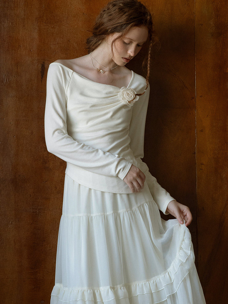 Off-Shoulder 3D Flower Ruched Long Sleeve Cream Top