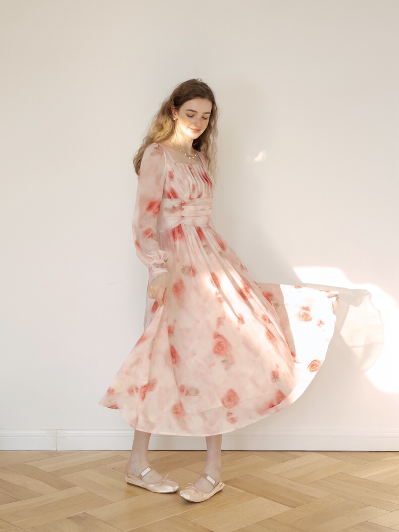 Romantic Rose Print Long Sleeve Dress