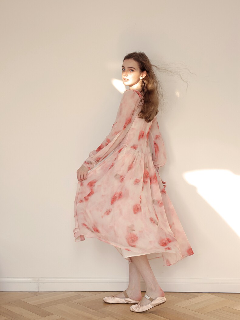 Romantic Rose Print Long Sleeve Dress
