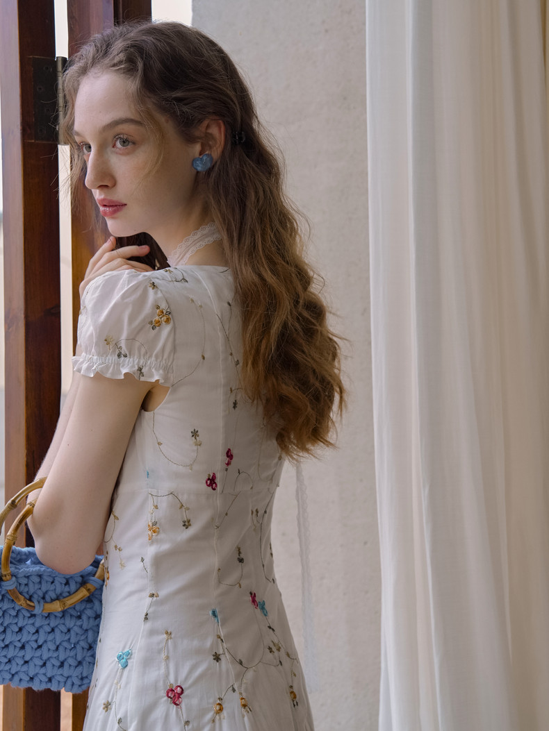 V-Neck Lace Trim Floral White Dress