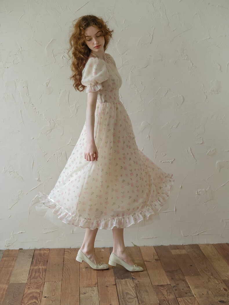 Buy Romantic Pink Floral Short Sleeve Dress - Megustas