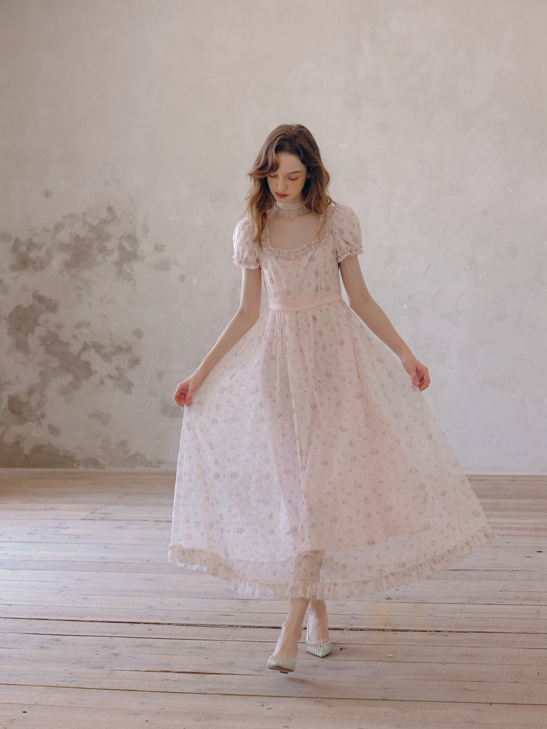 Buy Light Pink Floral Tulle Dress Square Neck Puff Sleeve Dress - Megustas