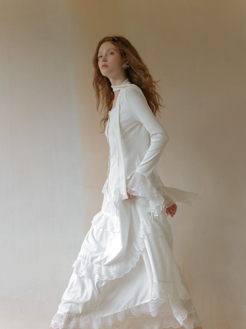 White Fitted Flared Lace Long Sleeved Top