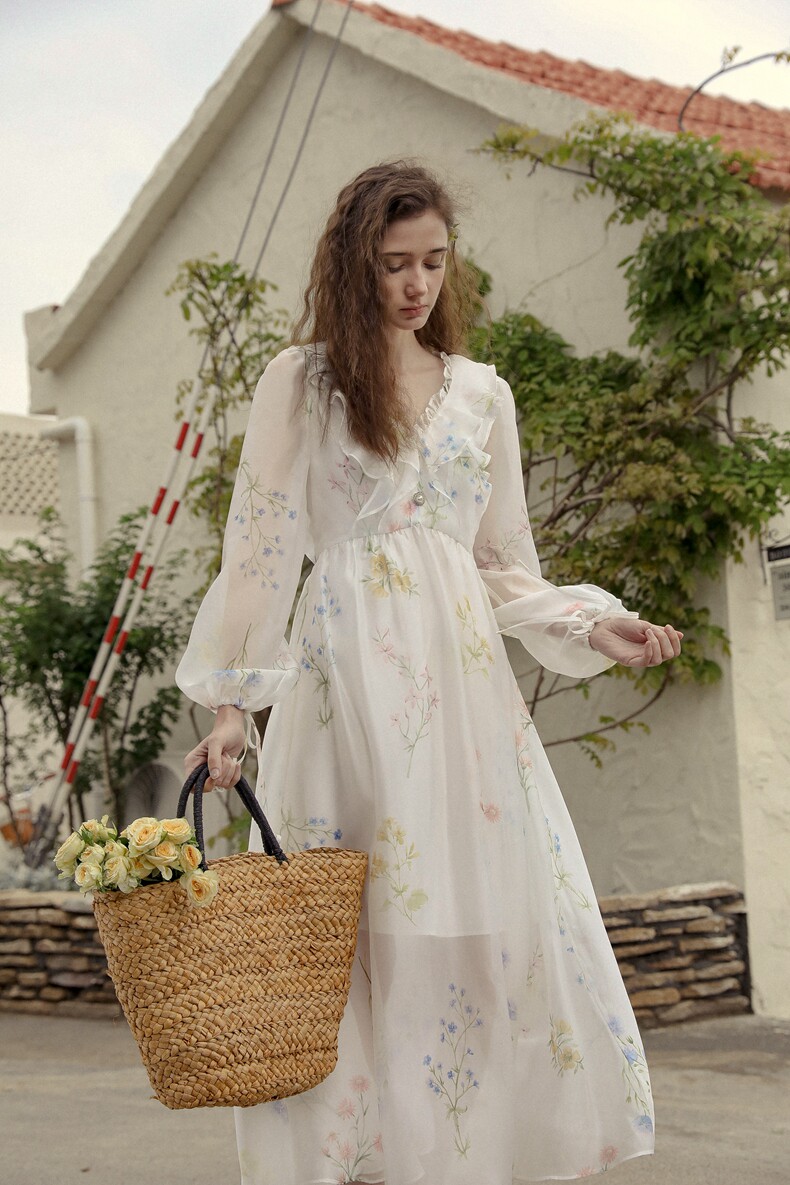 Buy Romantic Floral V-Neck Tulle Dress - Megustas