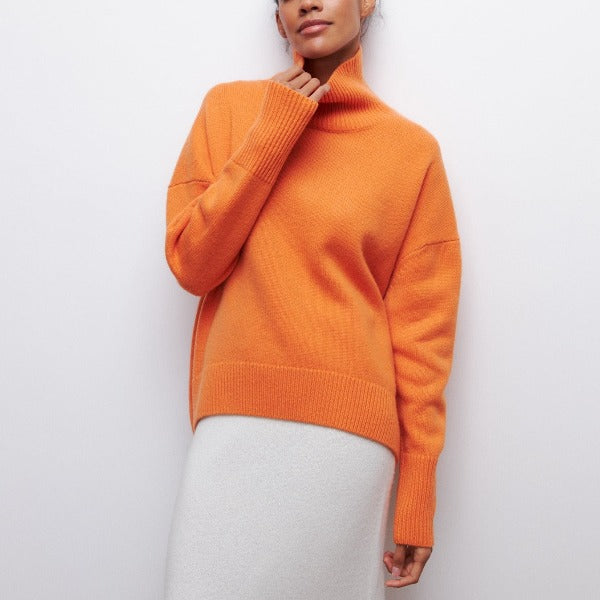 voguevina™ - Pullover mit hohem Kragen