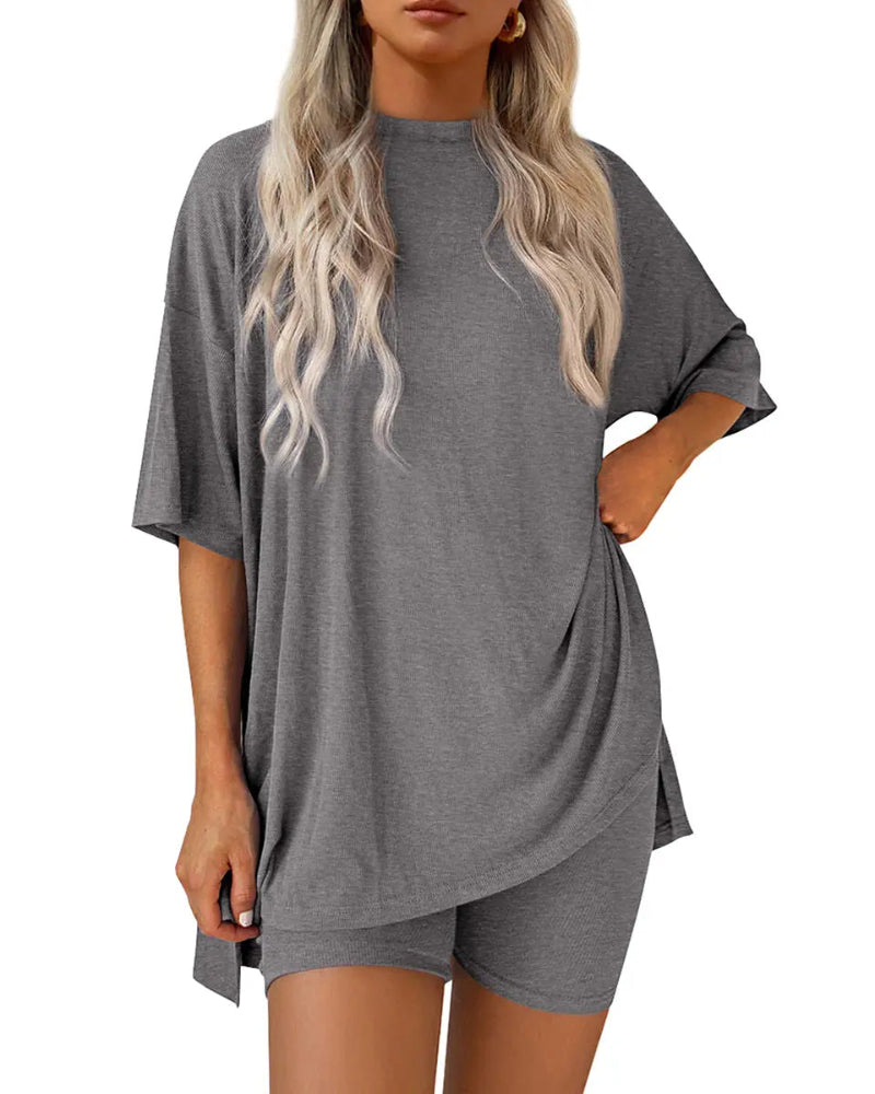 Casual 2-Piece Loungewear Set Oversized Split Hem Top & Fitted Shorts-blumpark