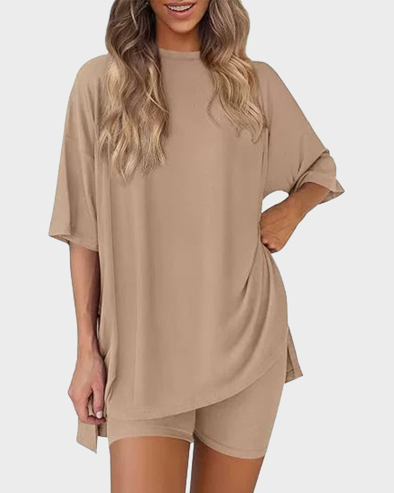 Casual 2-Piece Loungewear Set Oversized Split Hem Top & Fitted Shorts-blumpark