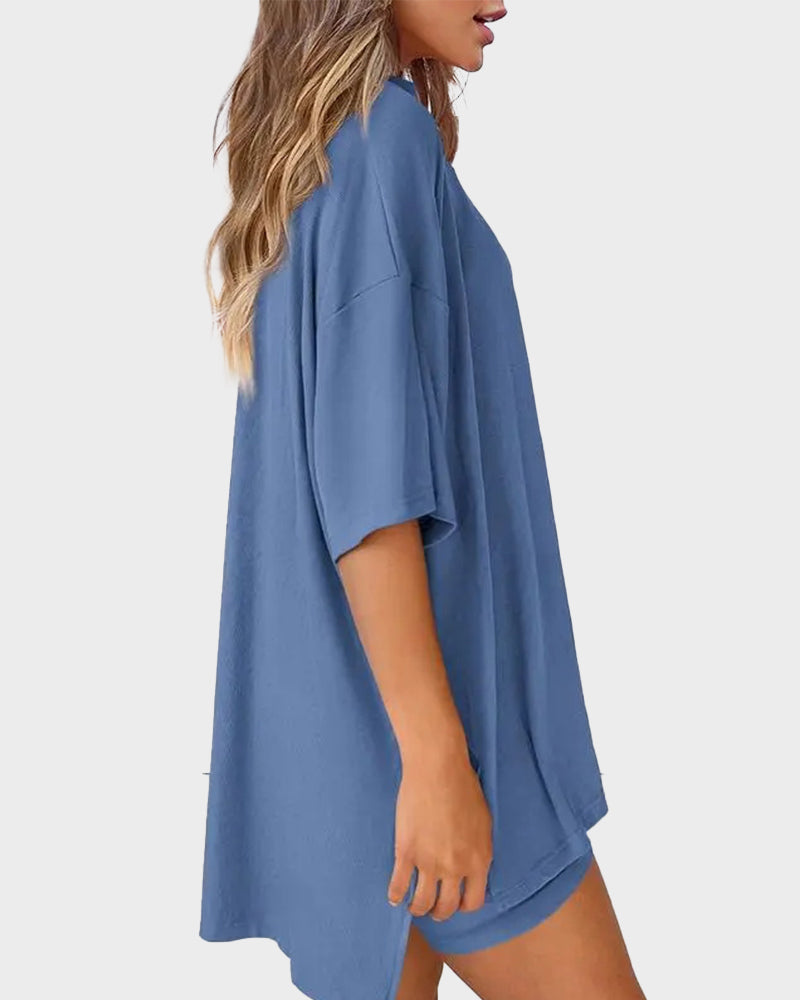 Casual 2-Piece Loungewear Set Oversized Split Hem Top & Fitted Shorts-blumpark