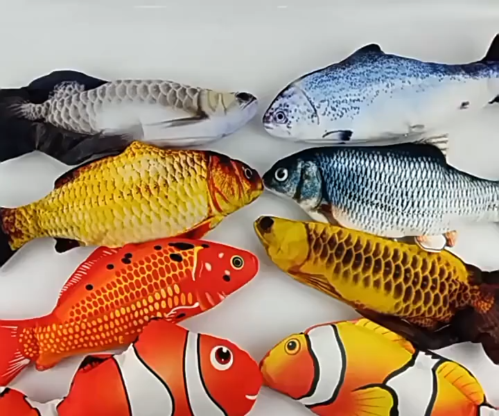 Flopping Fish Cat Toy - USB Rechargeable Realistic Kicker