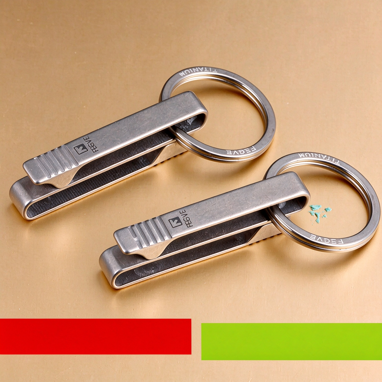 Titanium alloy keychain men's belt wearing belt waist hanging keychain creative custom car keyring ring