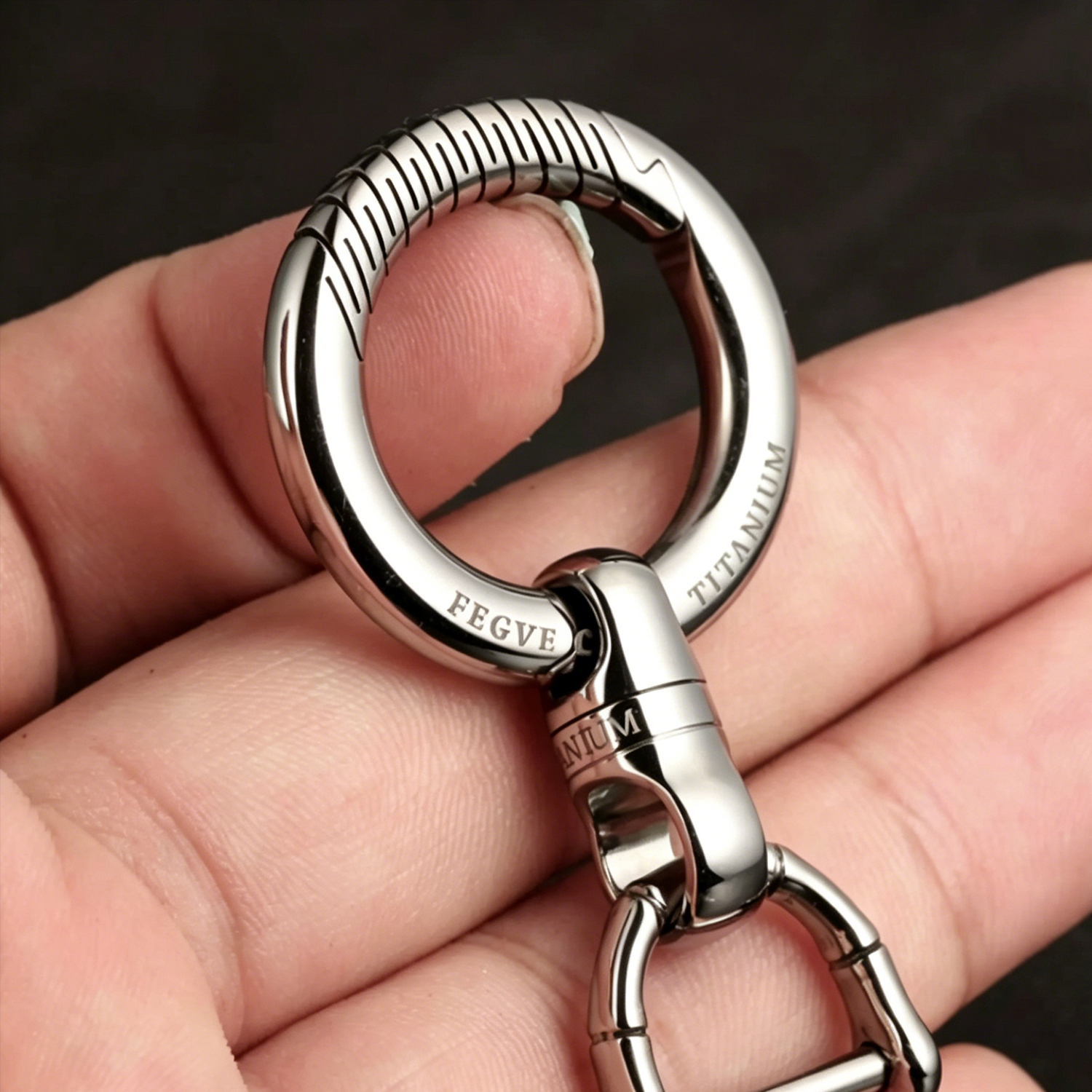 Titanium alloy capsule universal joint keychain accessories universal joint ring car keychain 360 degree rotating stainless steel