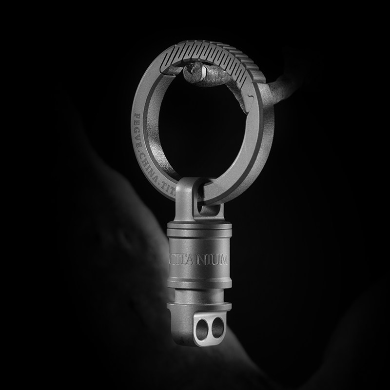 Quick release titanium alloy keychain, car keychain hook connection, keychain universal joint ring, high-end new genuine ring