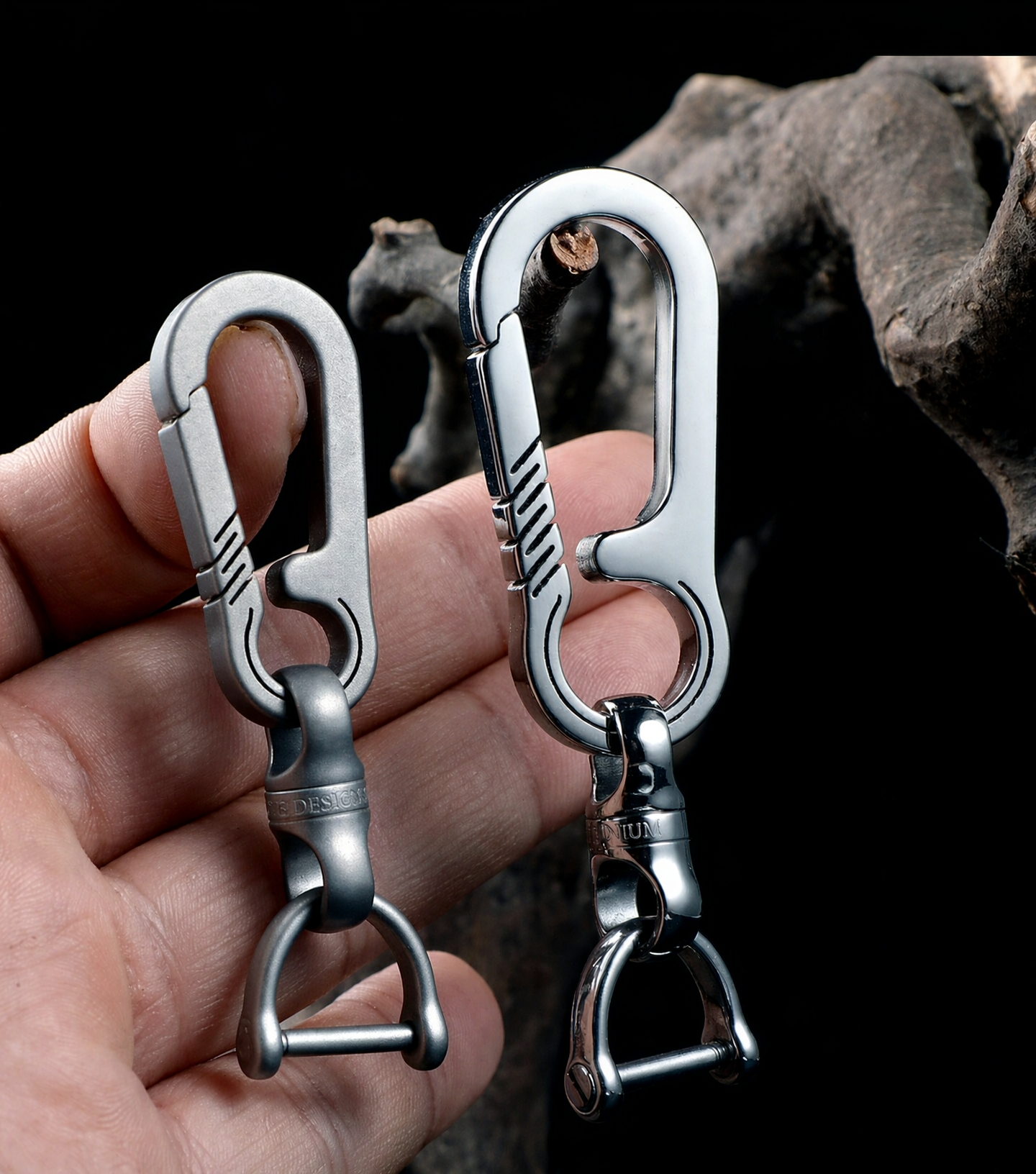 Titanium alloy suitable for Audi keychain A4L A3 A6L A5 car keychain Q2L Q3 Q5L Q8