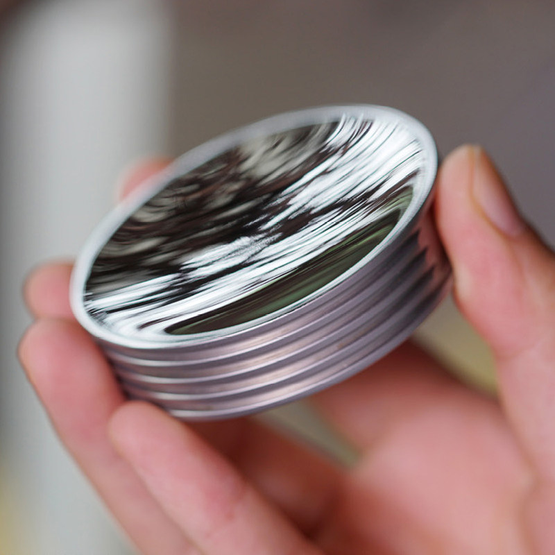 Fegve Fingertip Gyroscope Hand Pinch Gyroscope Disk Hand Drive Inception Paperweight Stainless Steel Ornament Creative Gift