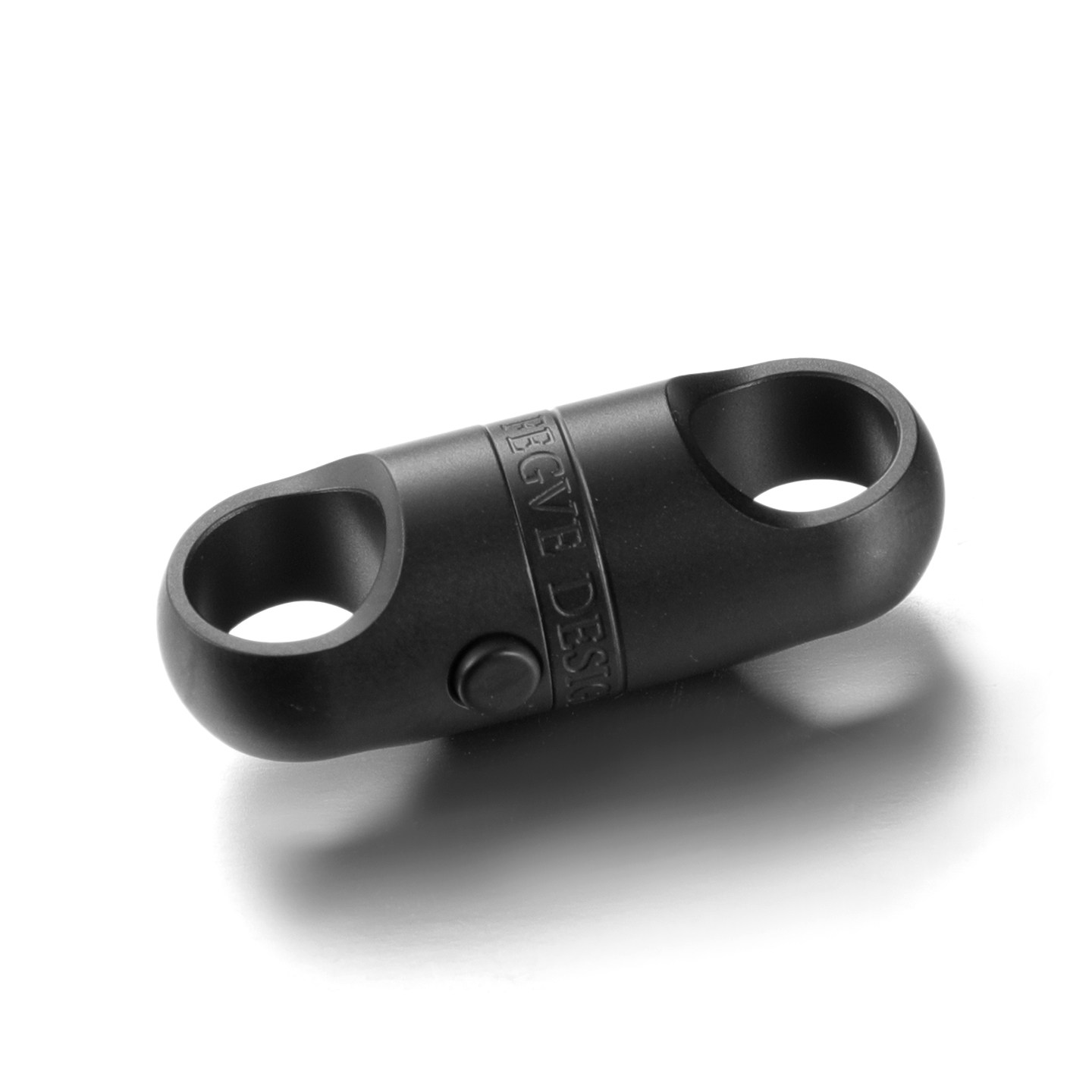 Quick release black fegve titanium alloy universal joint 8-shaped capsule 360 ° universal ring car keychain keychain