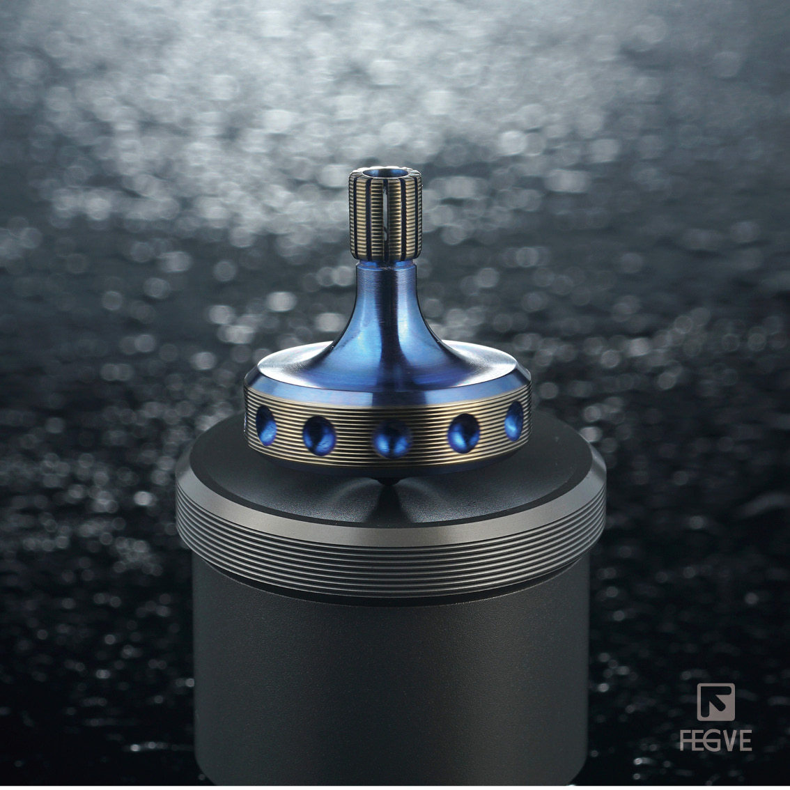FEGVE Centering 2-Hand Twisted Titanium Horse Fingertip Gyroscope Titanium Alloy Stress Relieving Stainless Steel Gyroscope Adult Toy