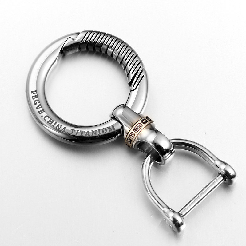 Titanium inlaid silver capsule universal joint keychain accessories, titanium universal joint ring, handmade car keychain, 360 degree rotation