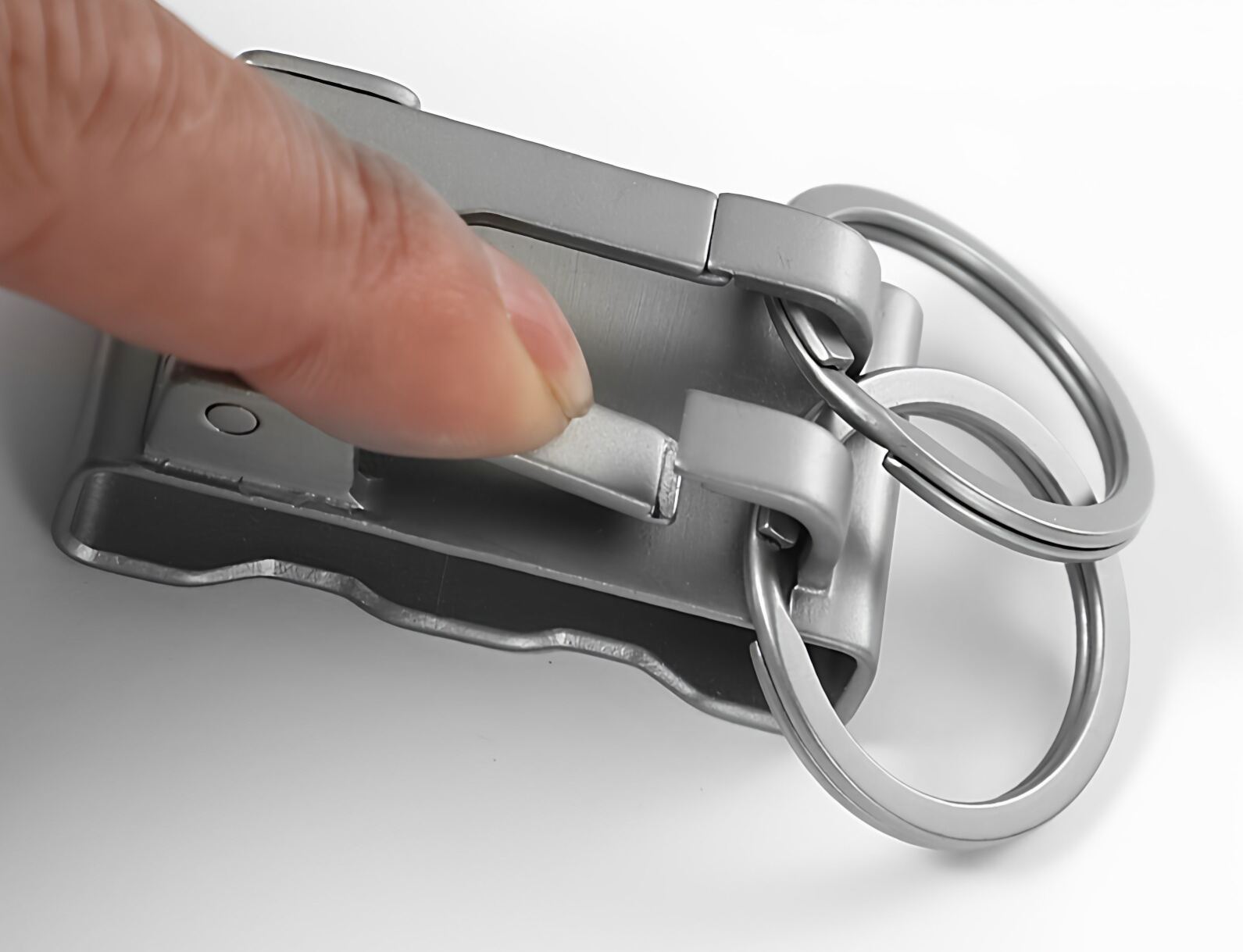 Keychain, stainless steel strap, key pendant, car keychain, men's waist strap, personalized keychain, Feige