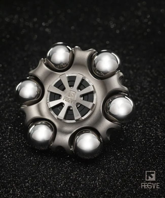 FEGVE Reunion Hand Twisted Gyroscope Titanium Alloy Stainless Steel Adult Toy Fingertip Gyroscope Decompression EDC