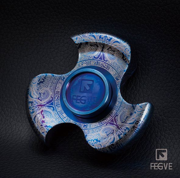 FEGVE Three Leaf Titanium Wind Fire Wheel Titanium Alloy Fingertip Gyroscope Gift Crafts