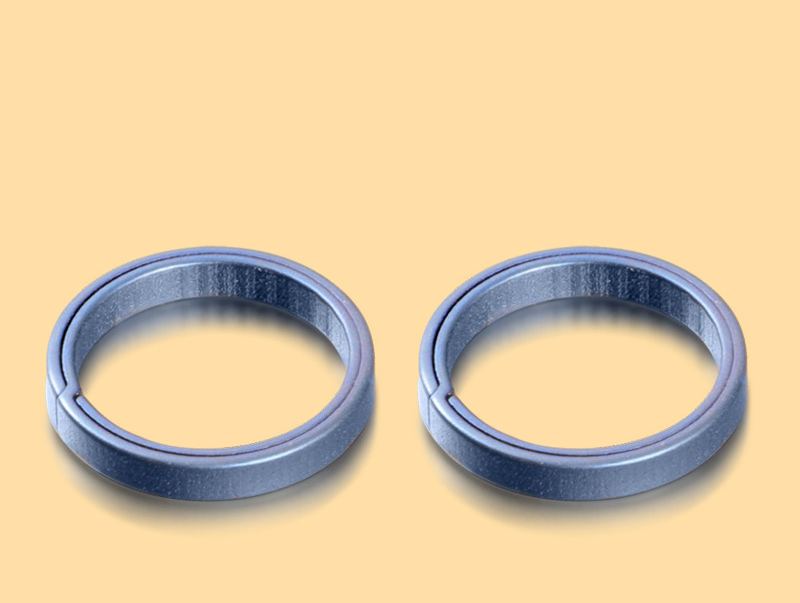 Suitable for car keychains made of pure titanium alloy, men's keyrings, Mercedes Benz, BMW, Audi, Volkswagen, Toyota, Honda, women's keychains