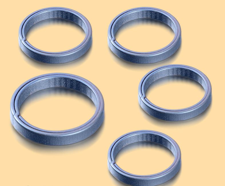 Pure all titanium side push ring, titanium alloy key ring, genuine leather key cover shell accessories, flat ring keychain pendantPure all titanium side push ring, titanium alloy key ring, genuine leather key cover shell accessories, flat ring keychain pe