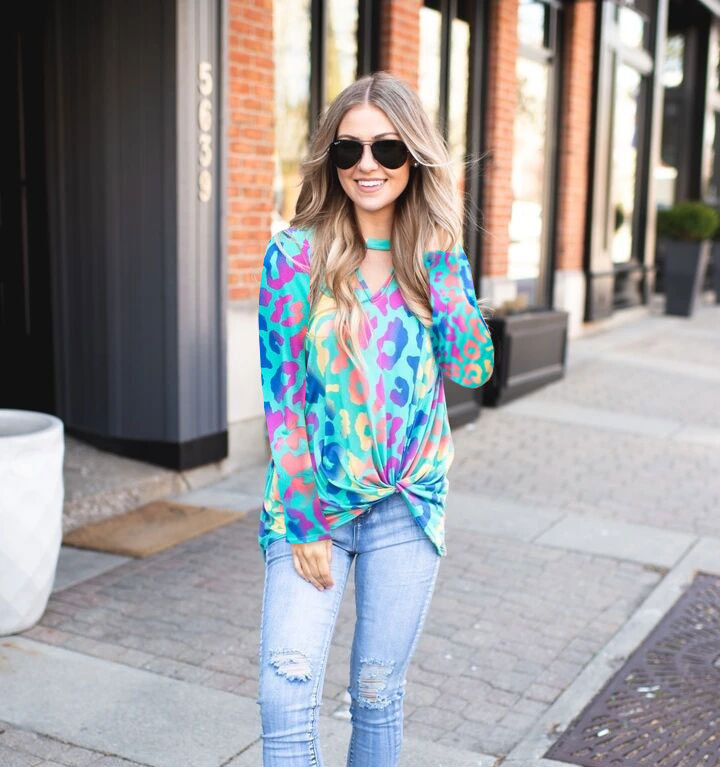 Women's Slim Fit Leopard Camo Star Print Long Sleeve Top
