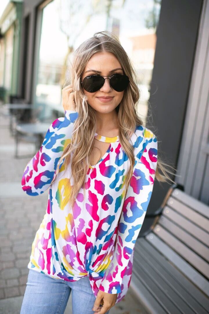Women's Slim Fit Leopard Camo Star Print Long Sleeve Top