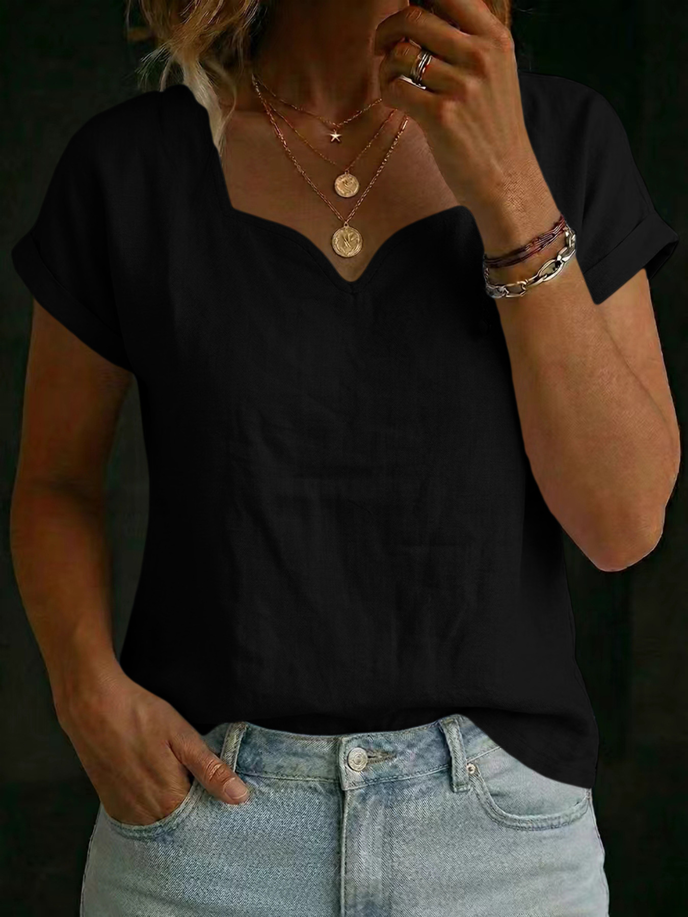 Women's Solid Short-Sleeve Sweetheart Neck T-Shirt