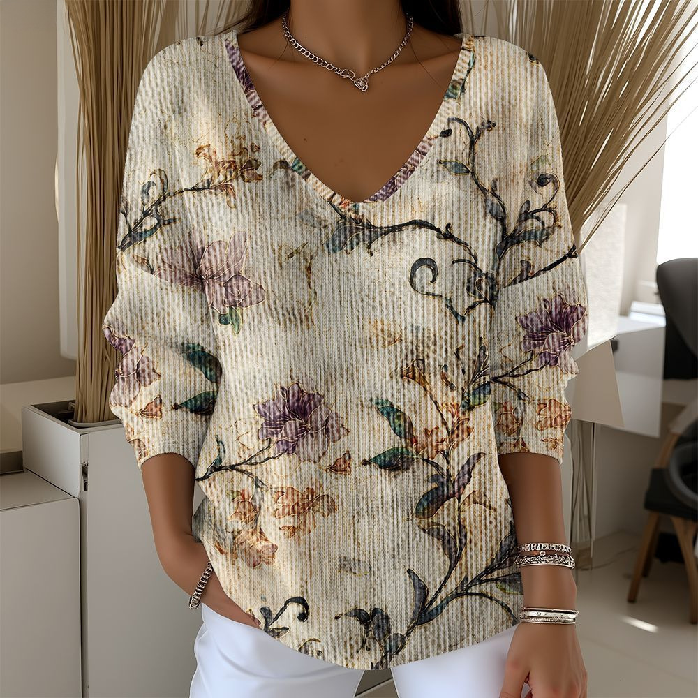 Women's V-Neck Long Sleeve T-Shirt with Animal & Plant Digital Print