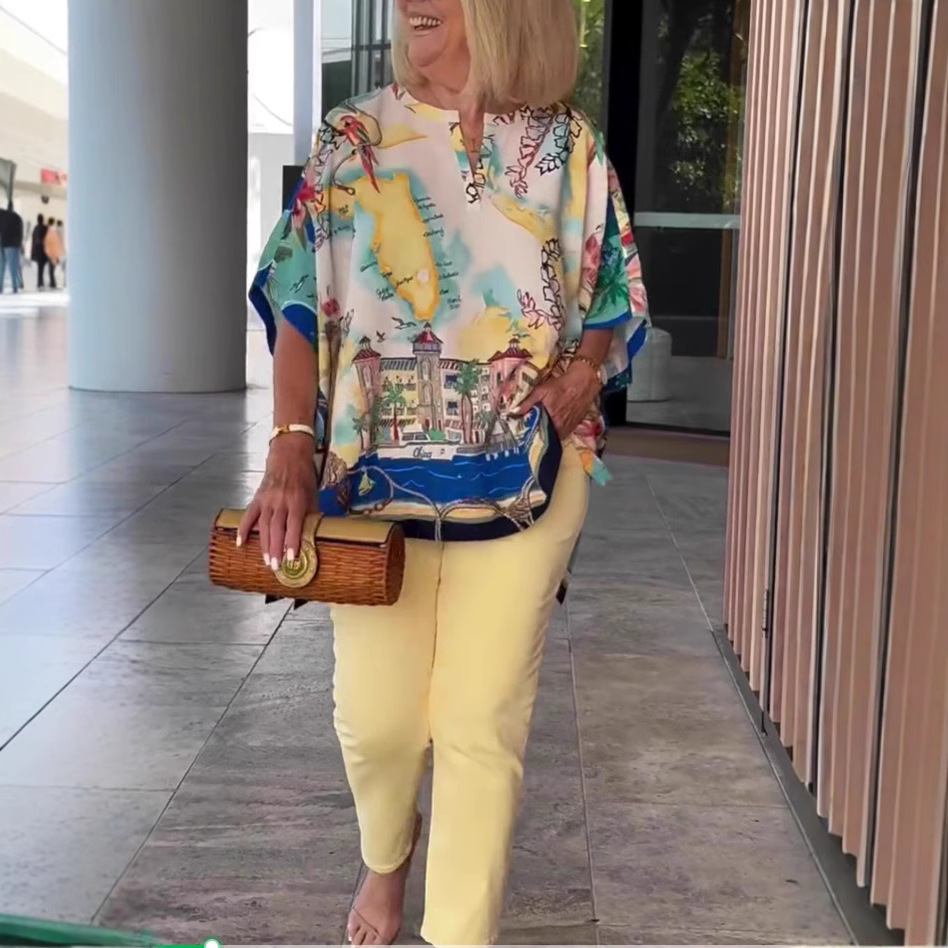 Women's Floral Print Short Sleeve V-Neck Midi Top Casual Loose Fit