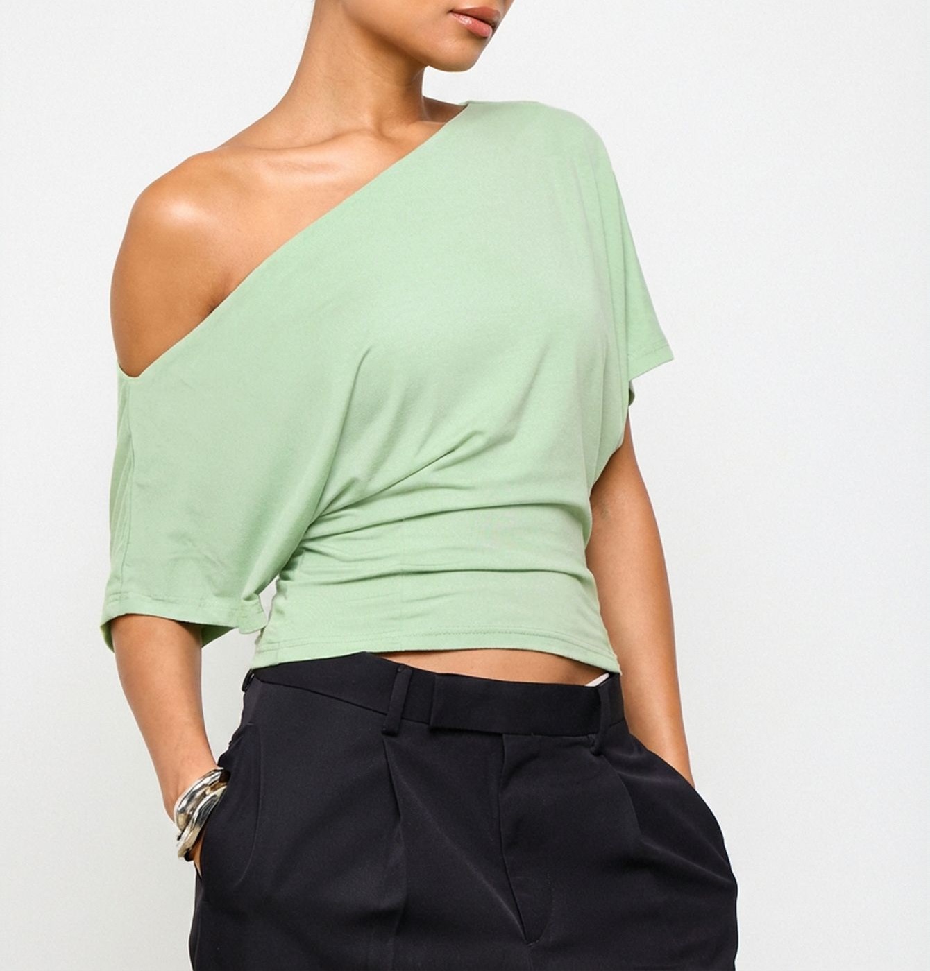 Women's Off-Shoulder Loose T-Shirt with Batwing Sleeves and Cinched Waist