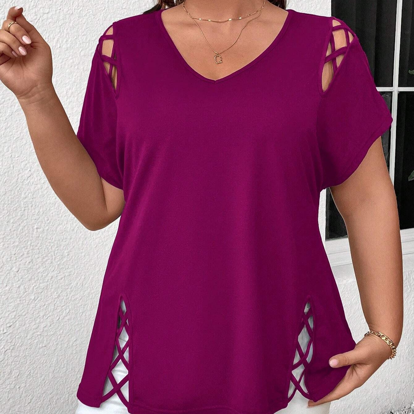 Plus Size V-Neck Cross-Strap Short Sleeve T-Shirt