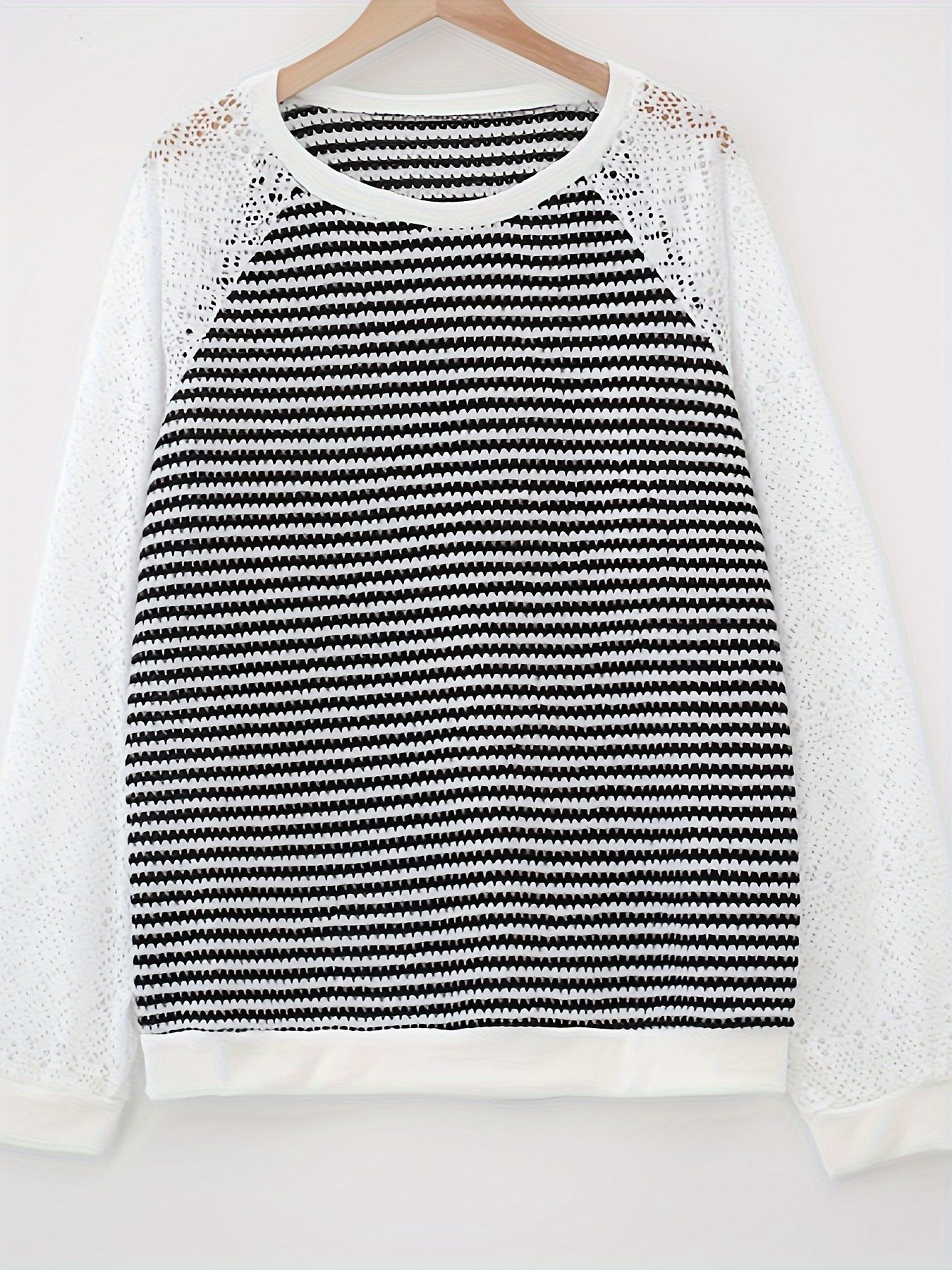 Women's Lace Long Sleeve Hollow Out Crewneck Casual T-Shirt Top