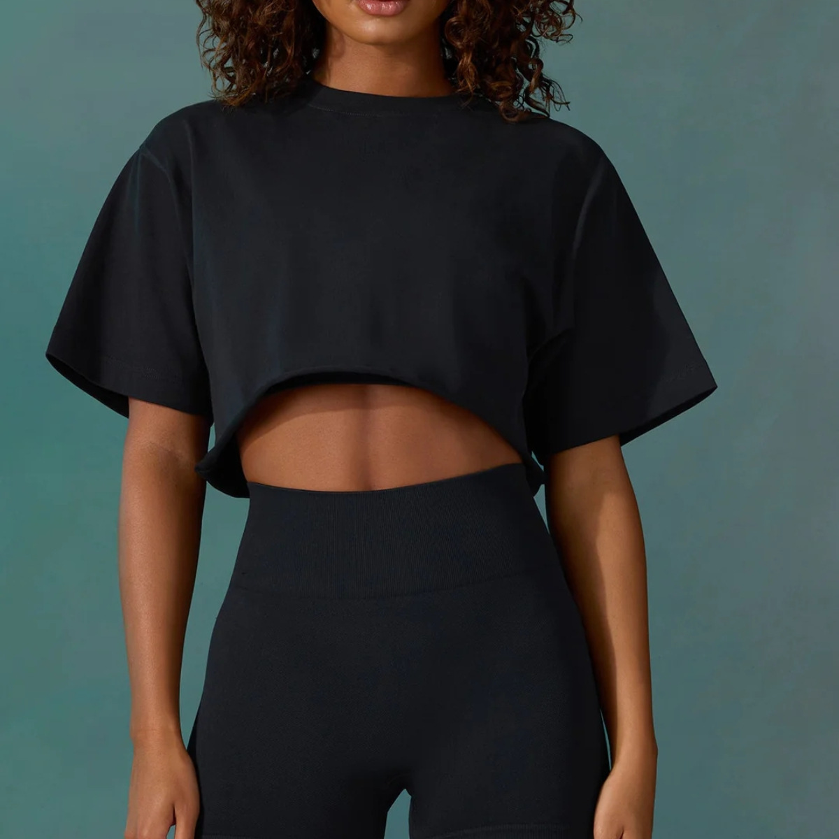 Women's Loose Fit Short Sleeve Athletic T-Shirt Crew Neck Solid Color