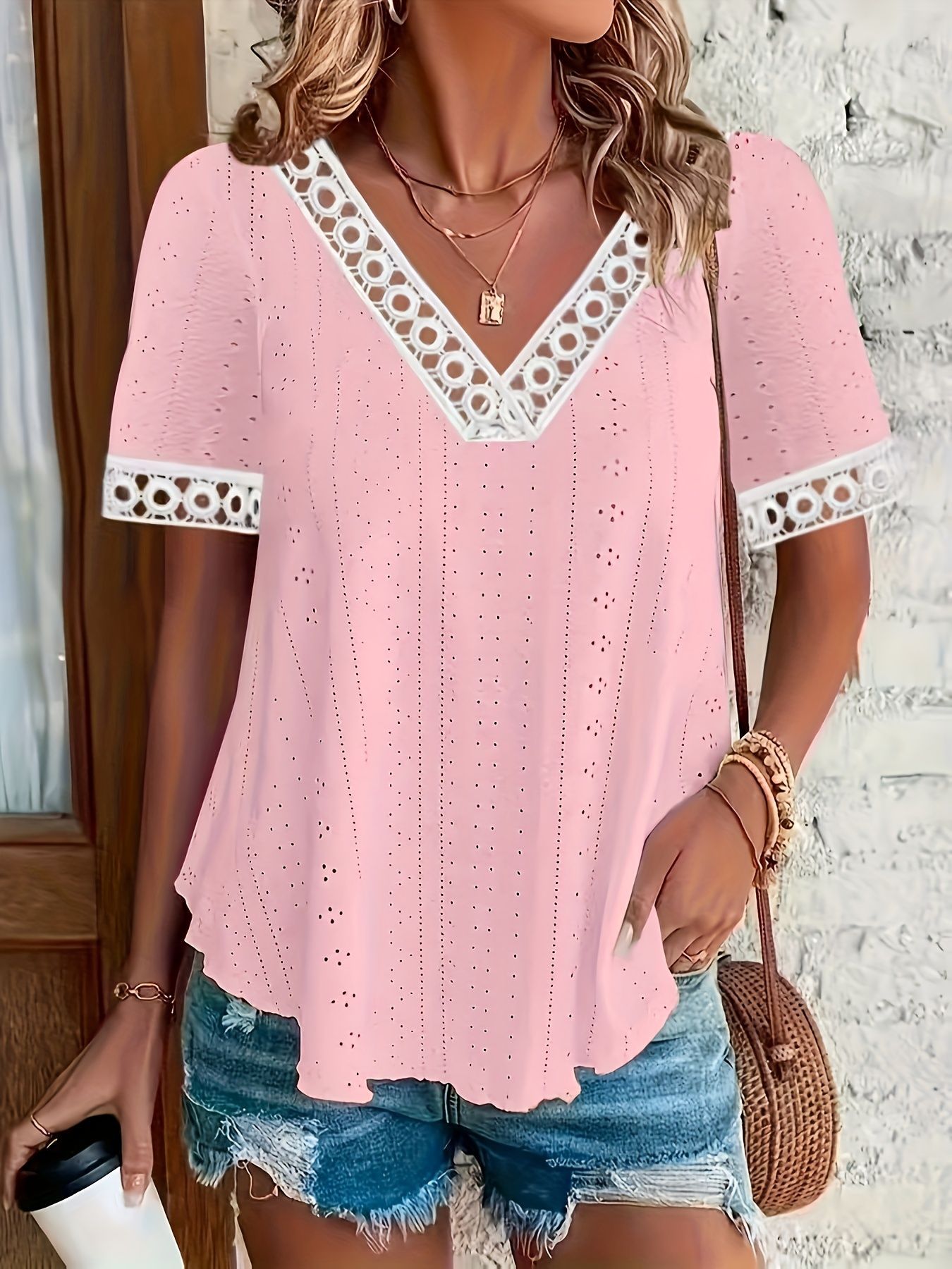 Women's Jacquard Short Sleeve V-Neck Lace Trim T-Shirt