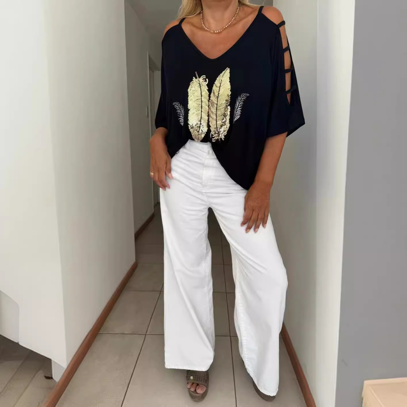 Women's Floral Print Off-Shoulder V-Neck Short Sleeve Top