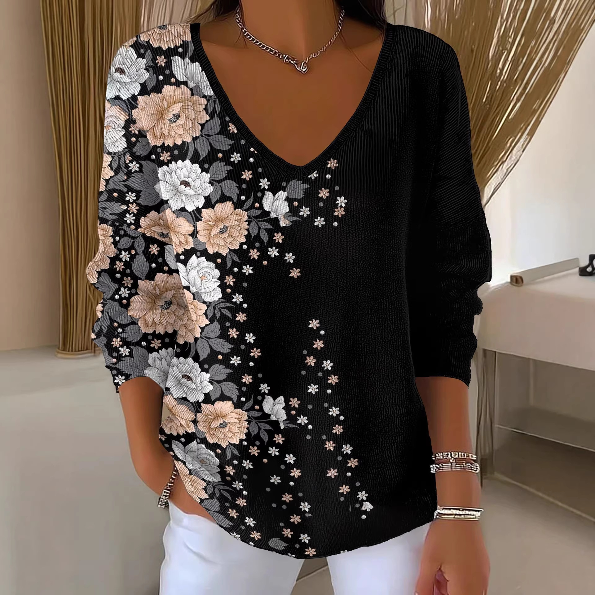 Women's Floral Star Print V-Neck Long-Sleeve T-Shirt
