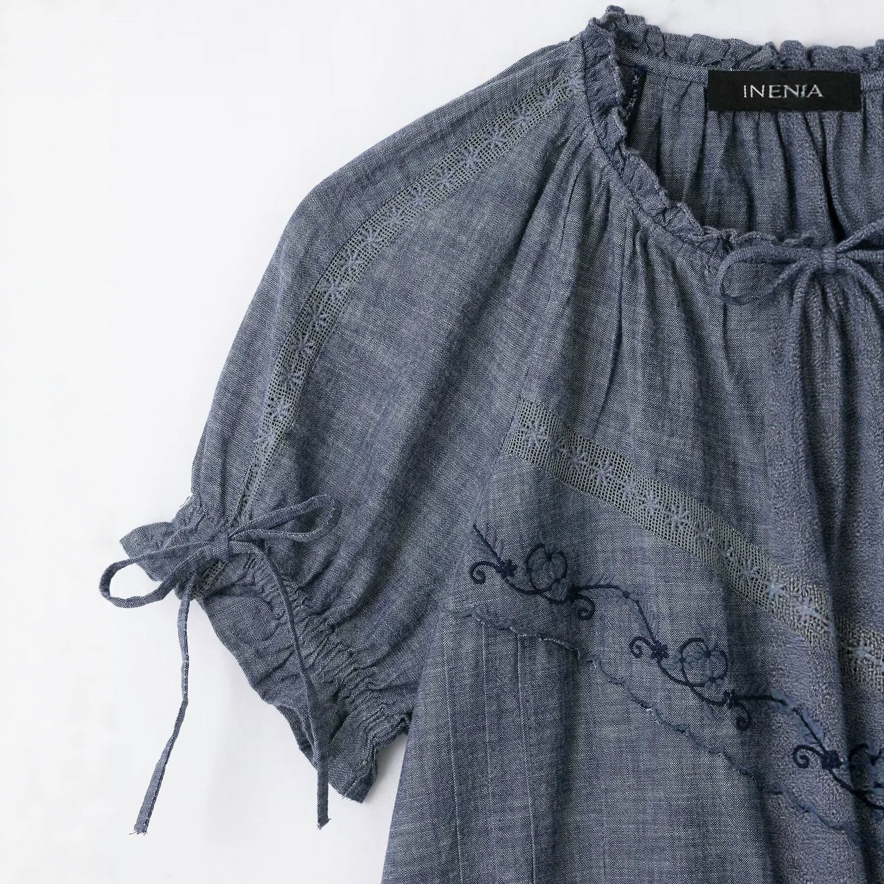 Women's Floral Print Short Sleeve Round Neck Blouse with Bow